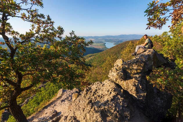 vadallo kövek (Vadallo stones), volcanic stones, mountain ridge, hiker Visegrad Mountains Pest Hungary Danube-Ipoly National Park