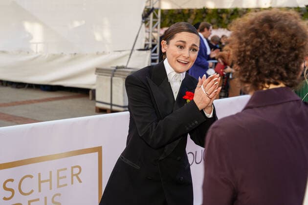 01.10.2021, Berlin, Deutschland, GER, Verleihung Deutscher Filmpreis Lola.Palais am Funkturm.Lea van Acken bei der Ankunft.