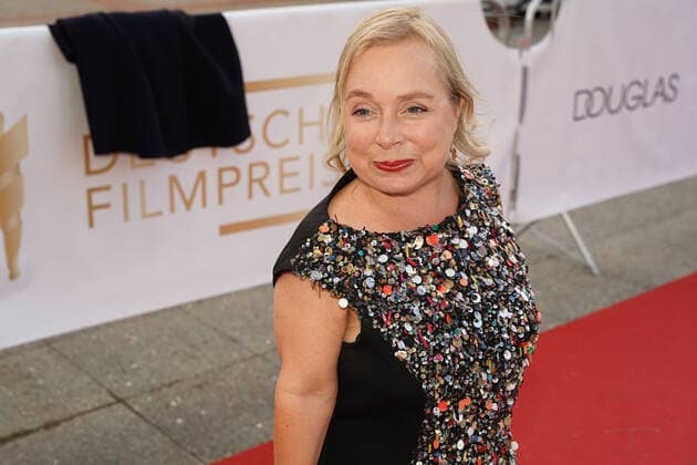 01.10.2021, Berlin, Deutschland, GER, Verleihung Deutscher Filmpreis Lola.Palais am Funkturm.Christine Urspruch bei der Ankunft.
