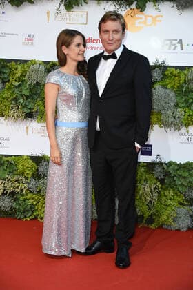 Oliver Masucci mit Freundin Tanit Koch Deutscher Filmpreis 2021 im Palais am Funkturm (Messe Berlin) in Berlin am 01.10.2021