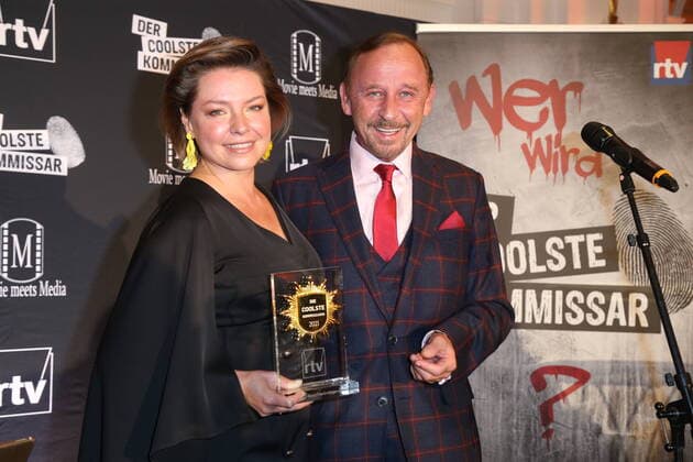 Bilder des Jahres 2021, Entertainment 10 Oktober Entertainment Themen der Woche KW39 Entertainment Bilder des Tages Medienevent Hamburg Preisträgerin Karolina Lodyga und Gerald Alexander Held Movie meets Media Veranstaltung im Hotel Atlantic, Hamburg, 1.10.2021 *** Media Event Hamburg Award Winner Karolina Lodyga and Gerald Alexander Held Movie meets Media Event at Hotel Atlantic, Hamburg, 1 10 2021