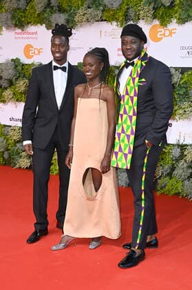 Eugene Boateng, Lorna Ishema und Prince Kuhlmann bei der 71. Verleihung des Deutschen Filmpreises 2021 im Palais am Funkturm in der Messe Berlin. Berlin, 01.10.2021