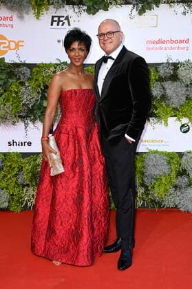 Dennenesch Zoude mit Partner Stephan Köhler bei der 71. Verleihung des Deutschen Filmpreises 2021 im Palais am Funkturm in der Messe Berlin. Berlin, 01.10.2021