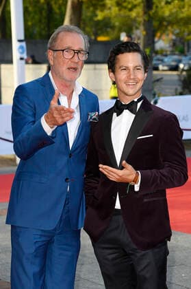 Peter Lohmeyer und Tim Oliver Schultz bei der 71. Verleihung des Deutschen Filmpreises 2021 im Palais am Funkturm in der Messe Berlin. Berlin, 01.10.2021