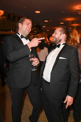 Pierre Kiwitt mit Gast bei der Aftershow Party nach der 71. Verleihung des Deutschen Filmpreises 2021 im Palais am Funkturm in der Messe Berlin. Berlin, 01.10.2021