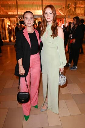 Sonja Gerhardt und Maria Ehrich bei der Aftershow Party nach der 71. Verleihung des Deutschen Filmpreises 2021 im Palais am Funkturm in der Messe Berlin. Berlin, 01.10.2021