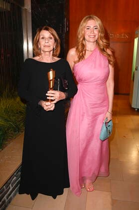 Senta Berger und Palina Rojinski bei der Aftershow Party nach der 71. Verleihung des Deutschen Filmpreises 2021 im Palais am Funkturm in der Messe Berlin. Berlin, 01.10.2021