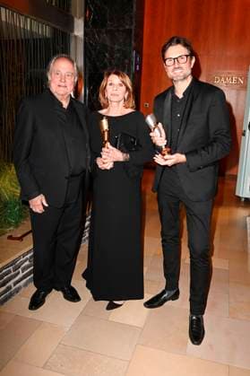 Michael Verhoeven, Senta Berger und Simon Verhoeven bei der Aftershow Party nach der 71. Verleihung des Deutschen Filmpreises 2021 im Palais am Funkturm in der Messe Berlin. Berlin, 01.10.2021
