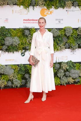 Deutscher Filmpreis 2021 Feo Aladag auf dem roten Teppich bei der Verleihung der Lola - Deutscher Filmpreis 2021 im Palais am Funkturm in der Messe Berlin. Copyright: xEventpressxGolejewskix