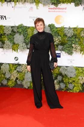 Deutscher Filmpreis 2021 Katrin Sass auf dem roten Teppich bei der Verleihung der Lola - Deutscher Filmpreis 2021 im Palais am Funkturm in der Messe Berlin. Copyright: xEventpressxGolejewskix