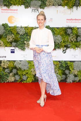 Deutscher Filmpreis 2021 Susanne Bormann auf dem roten Teppich bei der Verleihung der Lola - Deutscher Filmpreis 2021 im Palais am Funkturm in der Messe Berlin. Copyright: xEventpressxGolejewskix