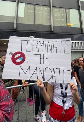NEW YORK, NY - OCTOBER 4: View of the Teachers March Against Vaccine Mandate at the office of the NYC Department of Education in New York City on October 4, 2021. Copyright: xRainmakerxPhotox