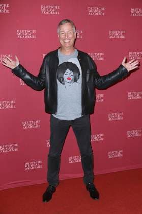 Thomas Hermanns bei der Verleihung des Deutschen Musical Theater Preises 2020 21 in Schmidts Tivoli. Hamburg, 04.10.2021