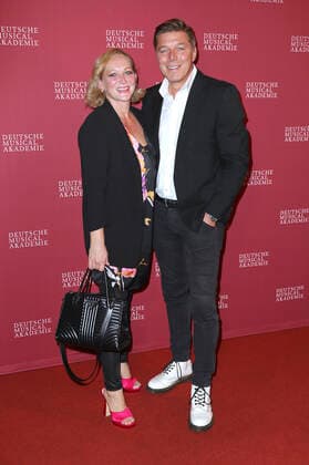Anna Montanaro und Maik Klokow bei der Verleihung des Deutschen Musical Theater Preises 2020 21 in Schmidts Tivoli. Hamburg, 04.10.2021
