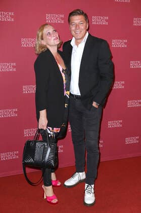 Anna Montanaro und Maik Klokow bei der Verleihung des Deutschen Musical Theater Preises 2020 21 in Schmidts Tivoli. Hamburg, 04.10.2021