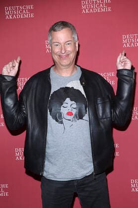 Thomas Hermanns bei der Verleihung des Deutschen Musical Theater Preises 2020 21 in Schmidts Tivoli. Hamburg, 04.10.2021