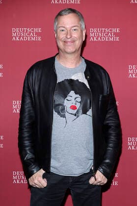 Thomas Hermanns bei der Verleihung des Deutschen Musical Theater Preises 2020 21 in Schmidts Tivoli. Hamburg, 04.10.2021