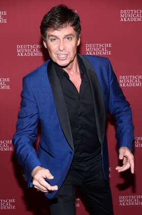 Felix Martin Poenichen bei der Verleihung des Deutschen Musical Theater Preises 2020 21 in Schmidts Tivoli. Hamburg, 04.10.2021
