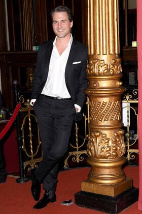 Alexander Klaws bei der Ankunft zur Deutscher Musical Theater Preis Verleihung am 4.10.2021 in Hamburg Der Deutsche Musical Theater Preis 2021 in Hamburg