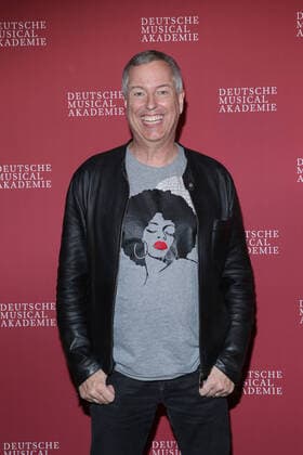 Hamburg, Deutschland 04. Oktober 2021: Thomas Hermanns bei der Verleihung - Deutsche Musical Theater Preis 2020 21 - im Rahmen einer feierlichen Gala in Hamburg im Schmidts Tivoli. Schmidts Tivoli Hamburg Copyright: xFotostandx xMeyerx
