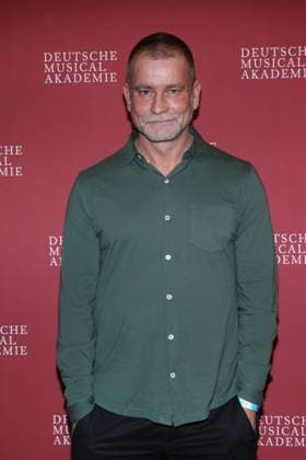 Hamburg, Deutschland 04. Oktober 2021: Ulf Leo Sommer bei der Verleihung - Deutsche Musical Theater Preis 2020 21 - im Rahmen einer feierlichen Gala in Hamburg im Schmidts Tivoli. Schmidts Tivoli Hamburg Copyright: xFotostandx xMeyerx