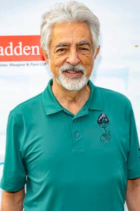 Joe Mantegna beim 14. George Lopez Celebrity Golf Classic Turnier im Lakeside Country Club. Toluca Lake, 04.10.2021
