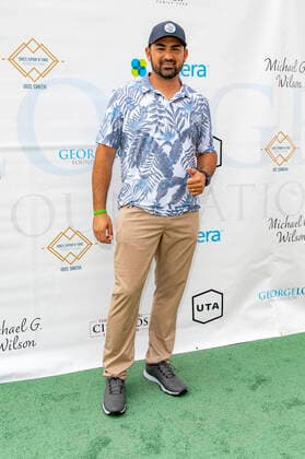 Adrian Gonzalez Savin beim 14. George Lopez Celebrity Golf Classic Turnier im Lakeside Country Club. Toluca Lake, 04.10.2021