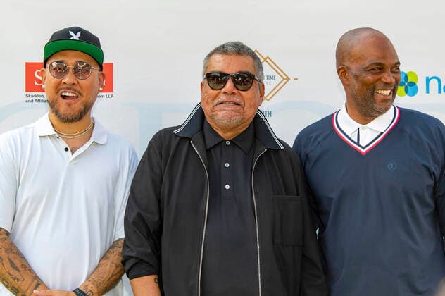 Ben Baller, George Lopez und Chris Spencer beim 14. George Lopez Celebrity Golf Classic Turnier im Lakeside Country Club. Toluca Lake, 04.10.2021