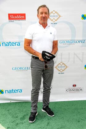 Tim Allen beim 14. George Lopez Celebrity Golf Classic Turnier im Lakeside Country Club. Toluca Lake, 04.10.2021