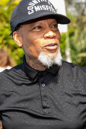 D.L. Hughley beim 14. George Lopez Celebrity Golf Classic Turnier im Lakeside Country Club. Toluca Lake, 04.10.2021