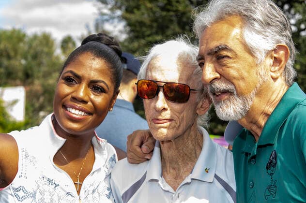 Omarosa Manigault-Newman, Robby Krieger,und Joe Mantegna beim 14. George Lopez Celebrity Golf Classic Turnier im Lakeside Country Club. Toluca Lake, 04.10.2021