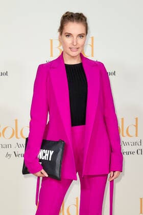 Bold Woman Award 2021 Marie von den Benken auf dem roten Teppich bei der Verleihung des Bold Woman Awards von Veuve Clicquot in der Französischen Botschaft in Berlin. Copyright: xEventpressxGolejewskix