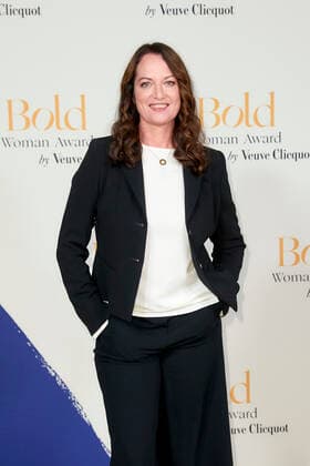 Bold Woman Award 2021 Natalia Wörner auf dem roten Teppich bei der Verleihung des Bold Woman Awards von Veuve Clicquot in der Französischen Botschaft in Berlin. Copyright: xEventpressxGolejewskix