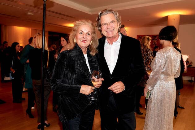 Bold Woman Award 2021 Alexandra Oetker und Florian Langenscheidt beim Empfang nach der Verleihung des Bold Woman Awards von Veuve Clicquot in der Französischen Botschaft in Berlin. Copyright: xEventpressxGolejewskix