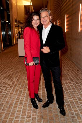 Bold Woman Award 2021 Florian Langenscheidt mit Freundin Andrea Bury beim Empfang vor der Verleihung des Bold Woman Awards von Veuve Clicquot in der Französischen Botschaft in Berlin. Copyright: xEventpressxGolejewskix