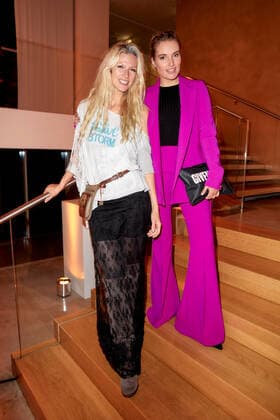 Bold Woman Award 2021 Mia Florentine Weiss und Marie von den Benken beim Empfang nach der Verleihung des Bold Woman Awards von Veuve Clicquot in der Französischen Botschaft in Berlin. Copyright: xEventpressxGolejewskix