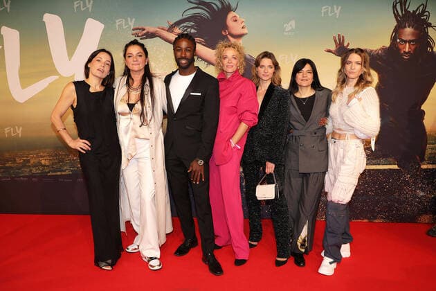 Bilder des Jahres 2021, Entertainment 10 Oktober Entertainment Themen der Woche KW40 Entertainment Bilder des Tages Nicolette Krebitz, Katja von Garnier, Ben Wichert, Katja Riemann, Svenja Jung, Jasmin Tabatabai und Paula Romy Riemann bei der Fly Kino Premiere am 7.10.2021 in Berlin Fly Filmpremiere in Berlin *** Nicolette Krebitz, Katja von Garnier, Ben Wichert, Katja Riemann, Svenja Jung, Jasmin Tabatabai and Paula Romy Riemann at the Fly cinema premiere on 7 10 2021 in Berlin Fly film premiere in Berlin 
