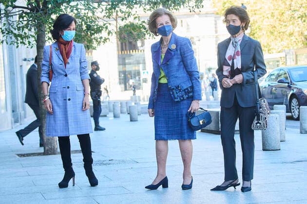 07-10-2021 Madrid Queen Sofia arriving for a meeting of the international circle of the reina Sofia superior school of music in Madrid. No Spain Â  Copyright: xPPEx