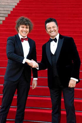 Joolz Gale und Piotr Beczala bei der Verleihung des Opus Klassik 2021 im Konzerthaus am Gendarmenmarkt. Berlin, 10.10.2021