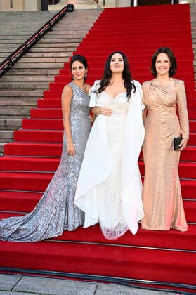 Fatma Said, Sonya Yoncheva und Desiree Nosbusch bei der Verleihung des Opus Klassik 2021 im Konzerthaus am Gendarmenmarkt. Berlin, 10.10.2021