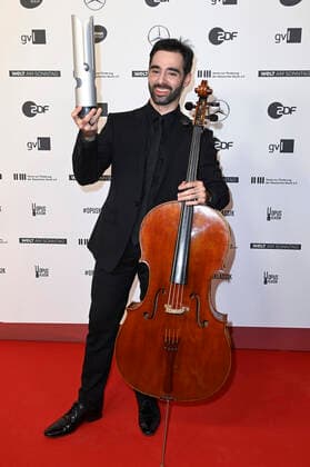 Pablo Ferrandez bei der Verleihung des Opus Klassik 2021 im Konzerthaus am Gendarmenmarkt. Berlin, 10.10.2021