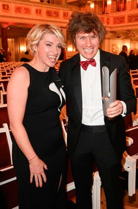 Sabine Heinrich und Joolz Gale bei der Verleihung des Opus Klassik 2021 im Konzerthaus am Gendarmenmarkt. Berlin, 10.10.2021