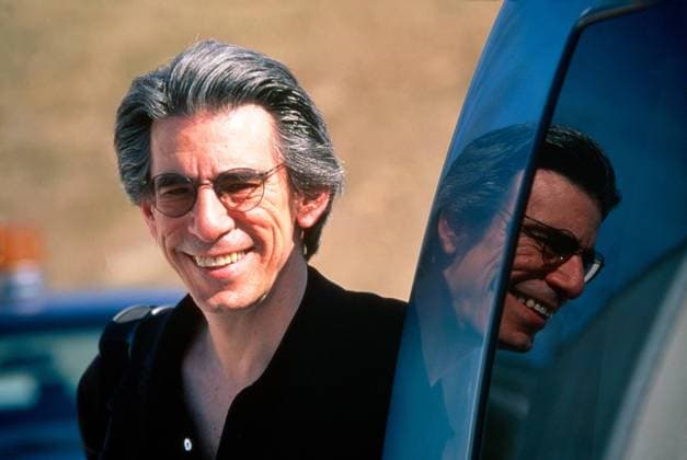 GET ON THE BUS, Richard Belzer, 1996. ph: Lester Sloan ? Columbia courtesy Everett Collection Ref:MSDGEON CO008 PUBLICATIONXNOTxINxCANxCHNxFRAxITAxJPNxNORxPOLxRUSxESPxUKxUSA Copyright: xx MSDGEON CO008