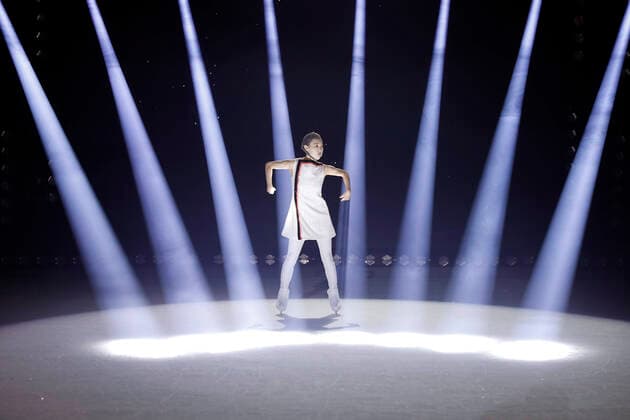 Bilder des Jahres 2021, Entertainment 10 Oktober Entertainment Themen der Woche KW41 Entertainment Bilder des Tages Park So-youn (in der Rolle der Aurora) auf dem Eis bei der Vorstellung von A new Day - der neuen Eisshow von Holiday on Ice in der Lanxess Arena. Am 17. November 2021 startet die neue Show und tourt mit insgesamt 180 Shows durch 23 Spielorte in Deutschland. Köln, 13.10.2021 *** Park So youn in the role of Aurora on the ice at the presentation of A new Day the new ice show of Holiday on Ice at the Lanxess Arena On 17 November 2021 the new show starts and tours with a total of 180 shows through 23 venues in Germany Cologne, 13 10 2021 Foto:xC.xHardtx xFuturexImage