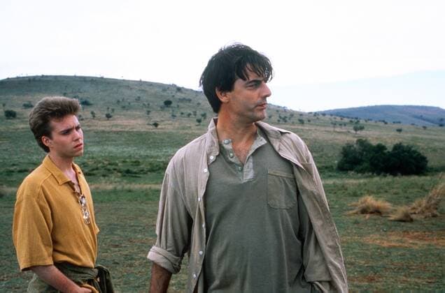 BORN FREE: A NEW ADVENTURE, from left: Jonathan Brandis, Chris Noth, 1996. ph: Brent Petersen ? ABC Courtesy Everett Collection Ref:TSDBOFR AB004 PUBLICATIONXNOTxINxCANxCHNxFRAxITAxJPNxNORxPOLxRUSxESPxUKxUSA Copyright: xx TSDBOFR AB004