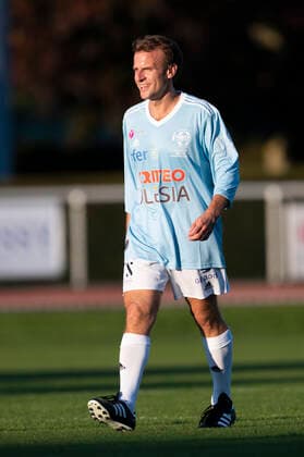Emmanuel Macron - President de la Republique Francaise FOOTBALL : Match de Gala du Varietes Club de France - 14 10 2021 JBAutissier Panoramic 