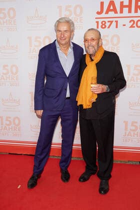 Entertainment Bilder des Tages Klaus Wowereit und Leonhard R.Mueller - Verleihung des Askania Award 2021 im Capital Club Berlin am 15.10.2021. Askania Award 2021