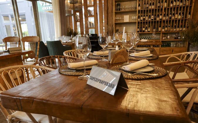 MOSCOW REGION, RUSSIA - OCTOBER 16, 2021: An interior view of the Biologie gastro bistro in the village of Ilyinskoye, Krasnogorsk Municipality, west of Moscow. On October 14, it was awarded a Michelin star. Vladimir Gerdo TASS  TS114608