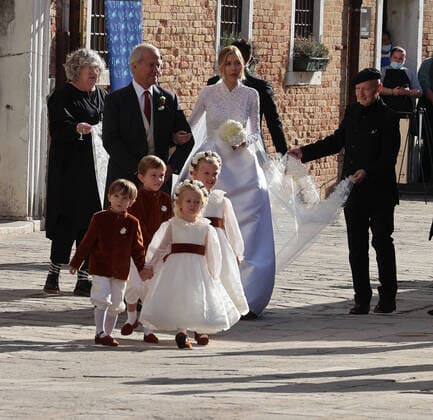 Bilder des Jahres 2021, Entertainment 10 Oktober Entertainment Themen der Woche KW41 Entertainment Bilder des Tages Guests of the wedding between Alexandre Arnault and Geraldine Guyot  Copyright: xMatteoxChinellatox xIPAx xMatteoxChinellatox