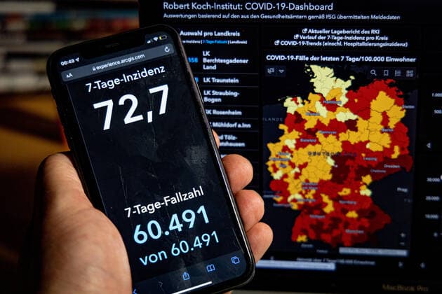 Coronavirus in Deutschland - Covid-19-Dashboard des Robert Koch-Institut 16.10.2021: Robert Koch-Institut: 7-Tage-Inzidenz 70,8. 7-Tage-Fallzahl 58.840. COVID-19-Fälle 4.356.107. Zugang um 10.949 gegenüber dem Vortag. COVID-19-Todesfälle 94.601. Zugang um 75 gegenüber dem Vortag.